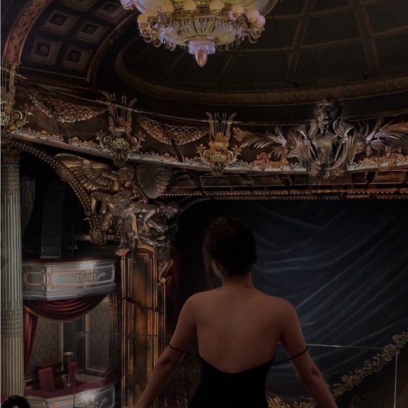 Meet your Posher, Karen - Picture 10 of 12